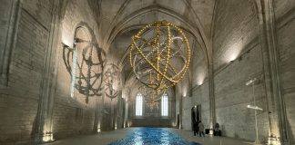 COSMOS – Jean-Michel Othoniel à Avignon : une expérience artistique hors du temp